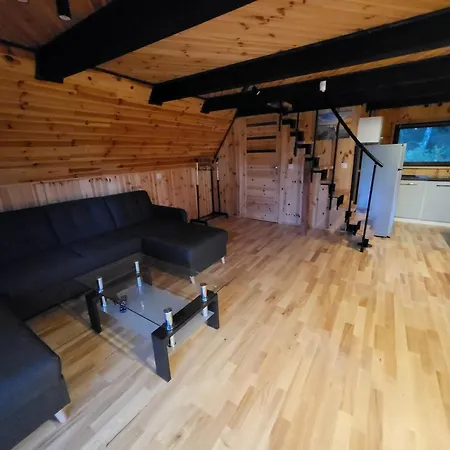 Letniskowy Caloroczny 94a Chalet